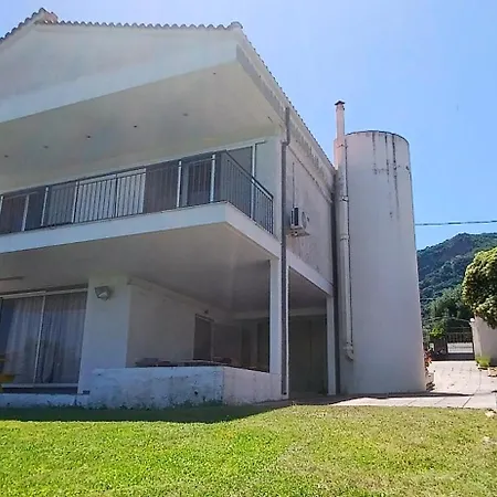 Rodini Sea House
